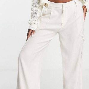 Never worn relaxed linen trousers
